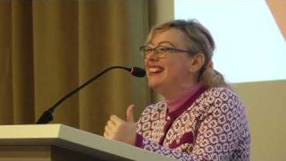 Ilona Švihlíková na mezinárodní konferenci Suverénna politika suverénnych štátov strednej Európy